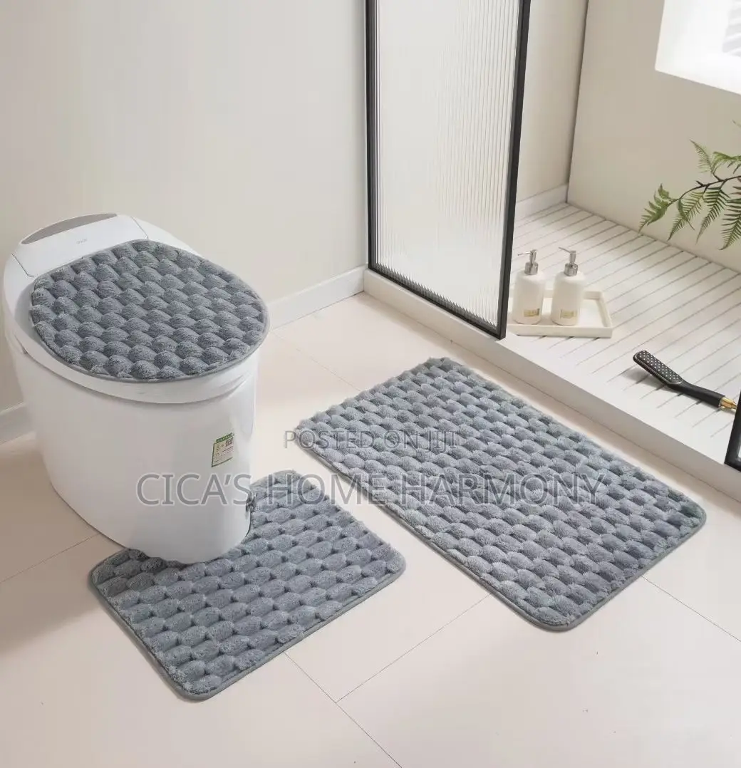 Cozy Bathroom Mat Set