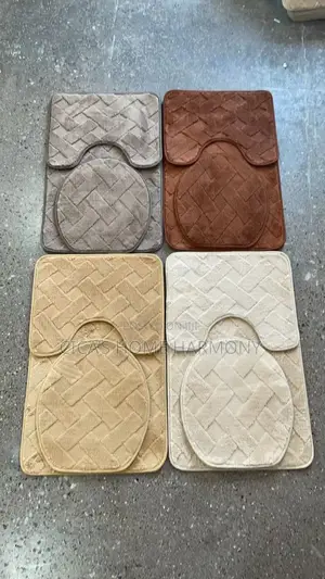 Cozy Bathroom Mat Set