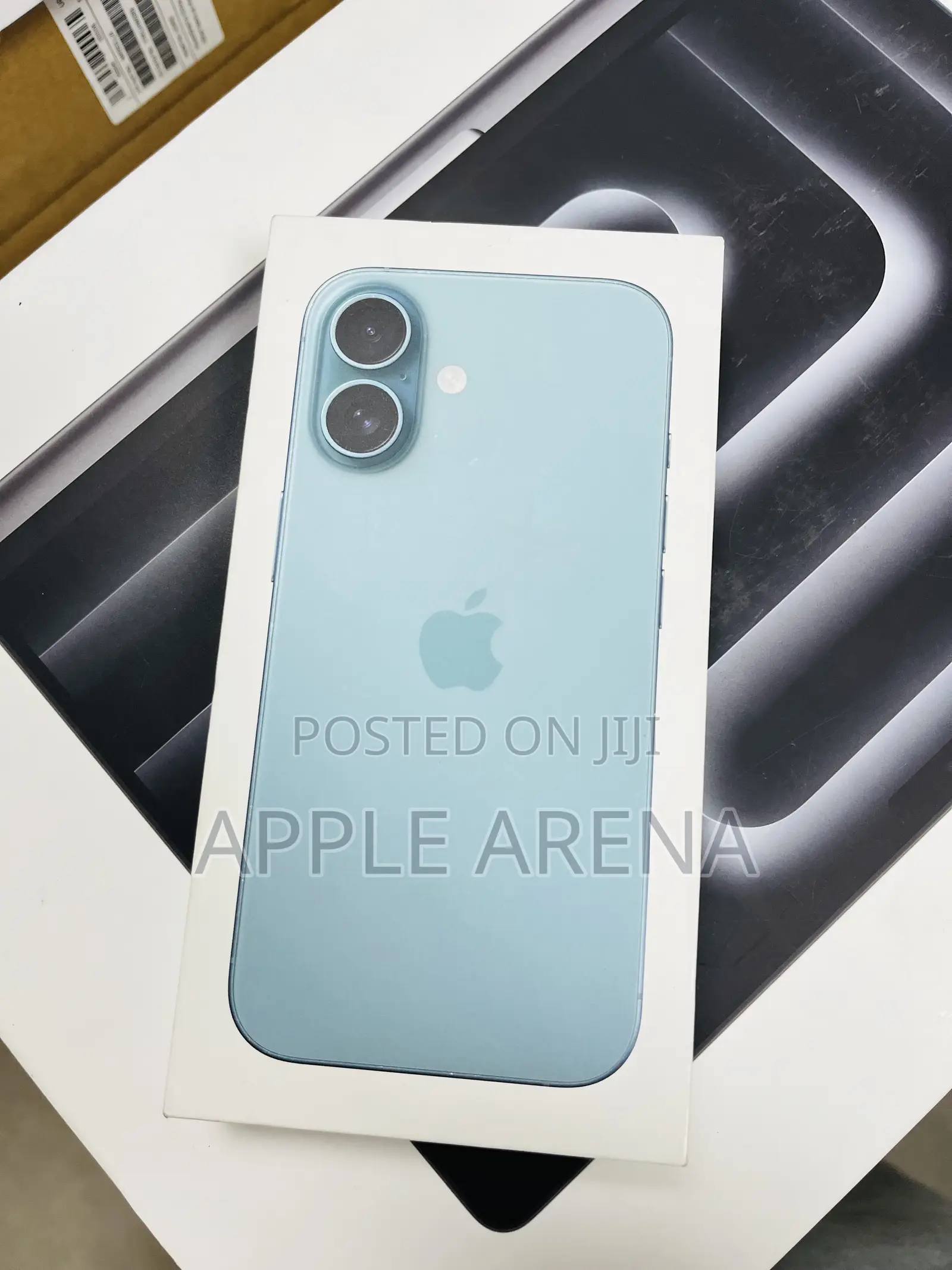 New Apple iPhone 16 128 GB Blue