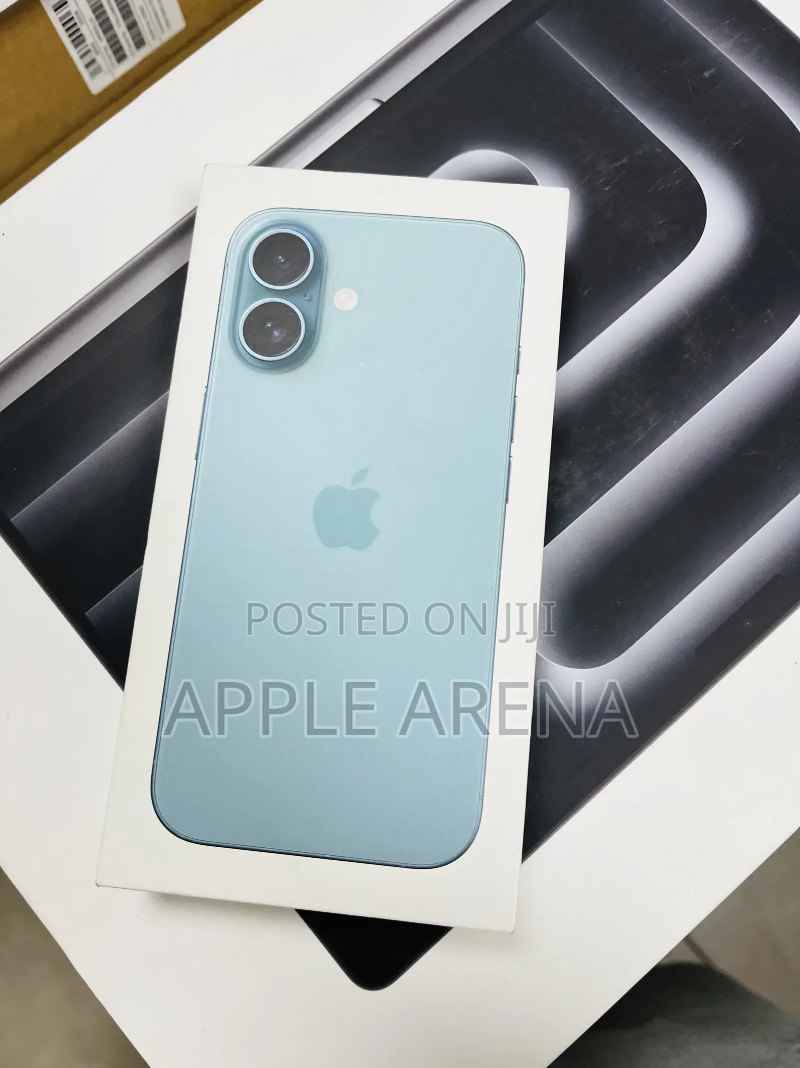 New Apple iPhone 16 128 GB Blue