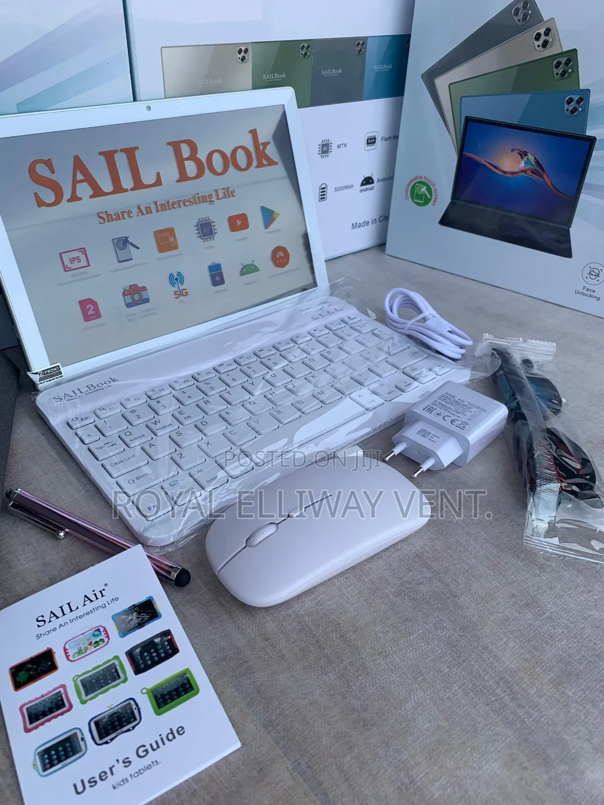 Sail Book S810