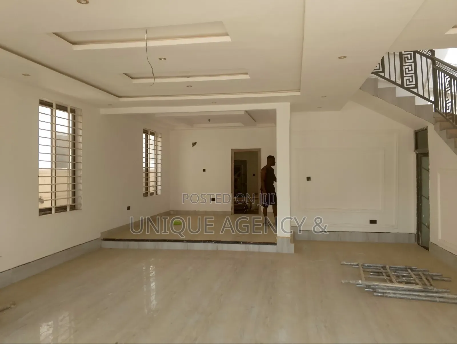 4bdrm Duplex in East Legon for sale