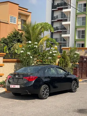 Toyota Corolla XSE (1.8L 4cyl 2A) 2019 Black