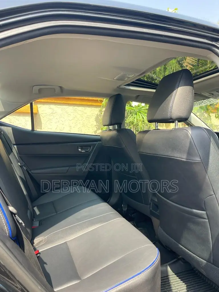 Toyota Corolla XSE (1.8L 4cyl 2A) 2019 Black