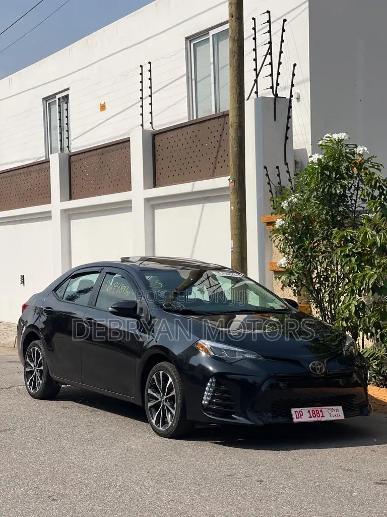 Toyota Corolla XSE (1.8L 4cyl 2A) 2019 Black