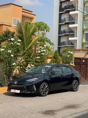 Toyota Corolla XSE (1.8L 4cyl 2A) 2019 Black