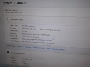 Desktop Computer Dell Precision 5720 36GB Intel Xeon HDD+SSD 1T