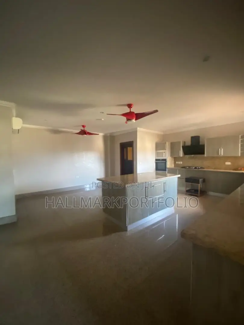 3bdrm Apartment in Apartment Complex 6, US Embassy Area for sale