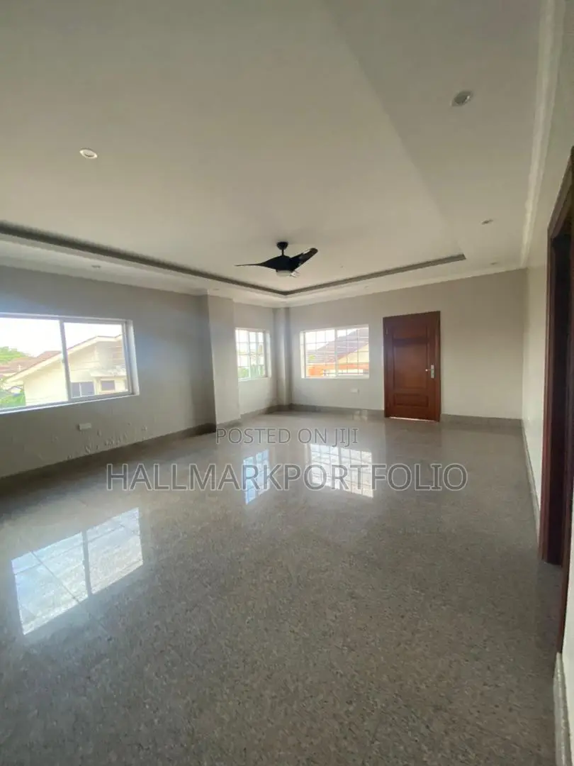 3bdrm Apartment in Apartment Complex 6, US Embassy Area for sale