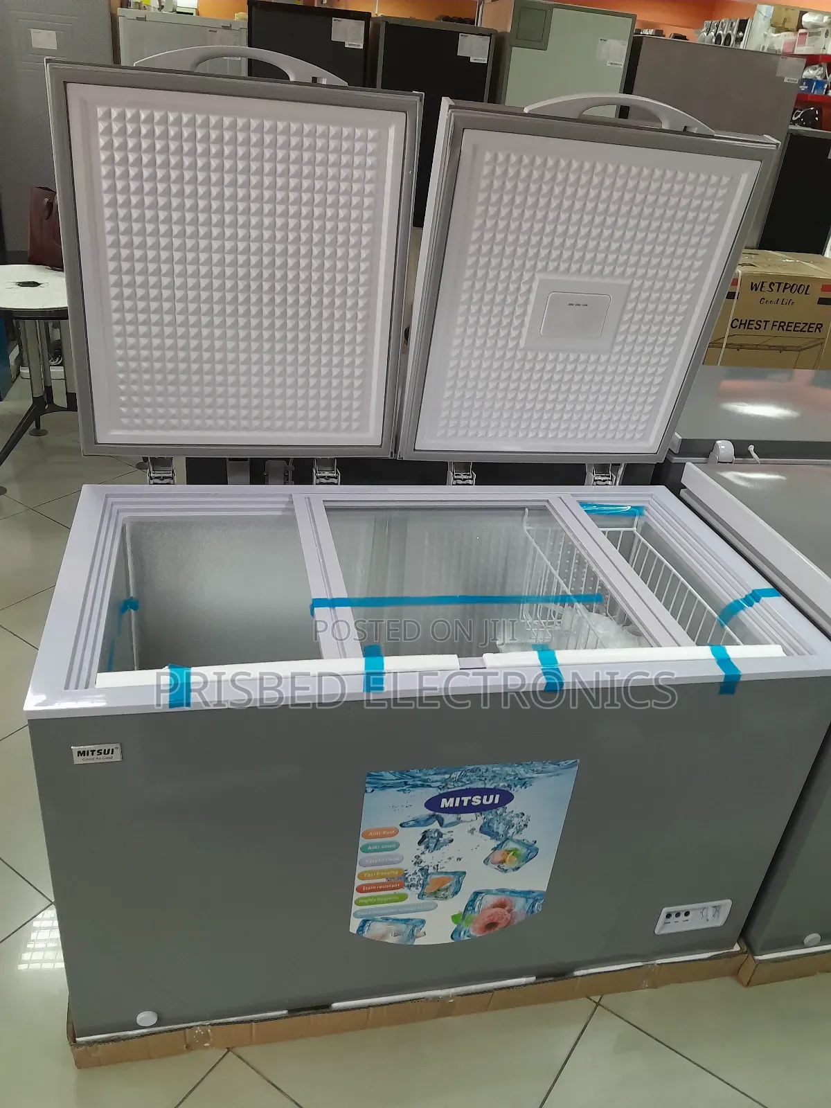 **MITSUI Durable Double Door Freezer 358 Litres