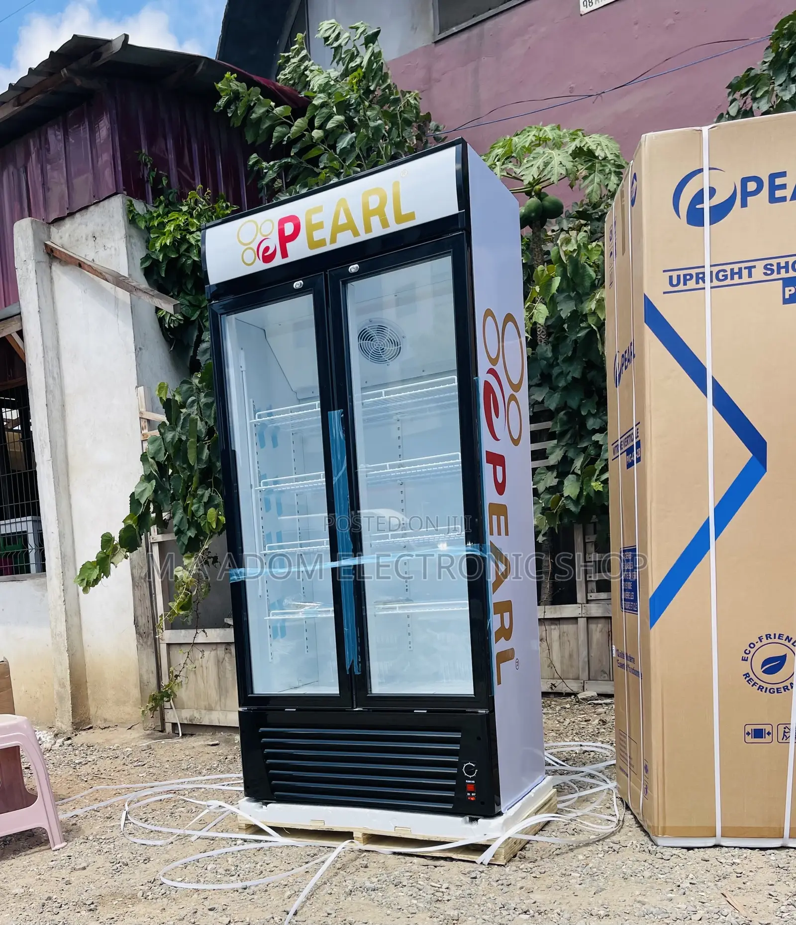 Original Pearl PVC-622 2 Door Electric Display Fridge.
