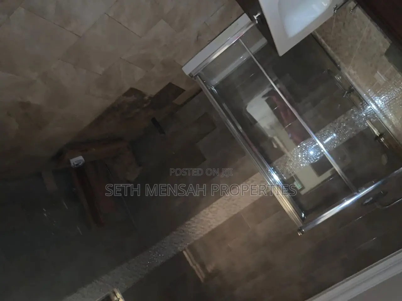 5bdrm Mansion in Skm, Dome for sale