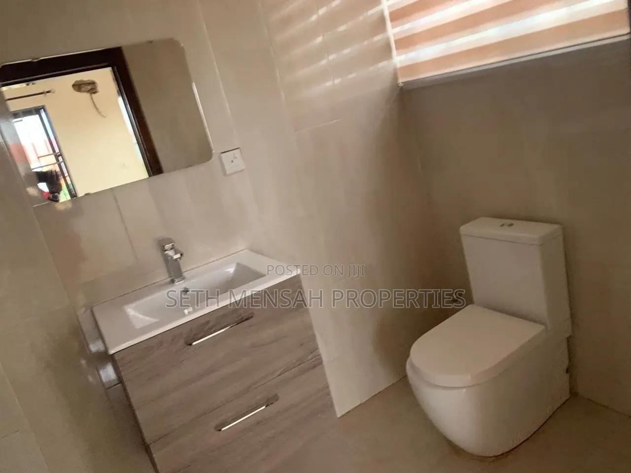 5bdrm Mansion in Skm, Dome for sale