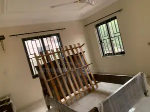 5bdrm Mansion in Skm, Dome for sale