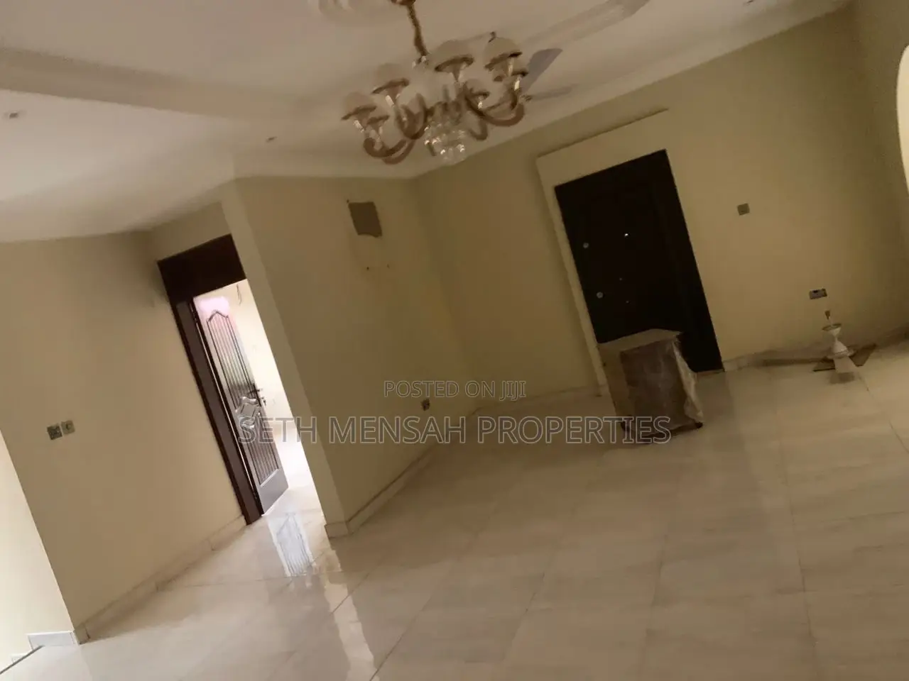 5bdrm Mansion in Skm, Dome for sale