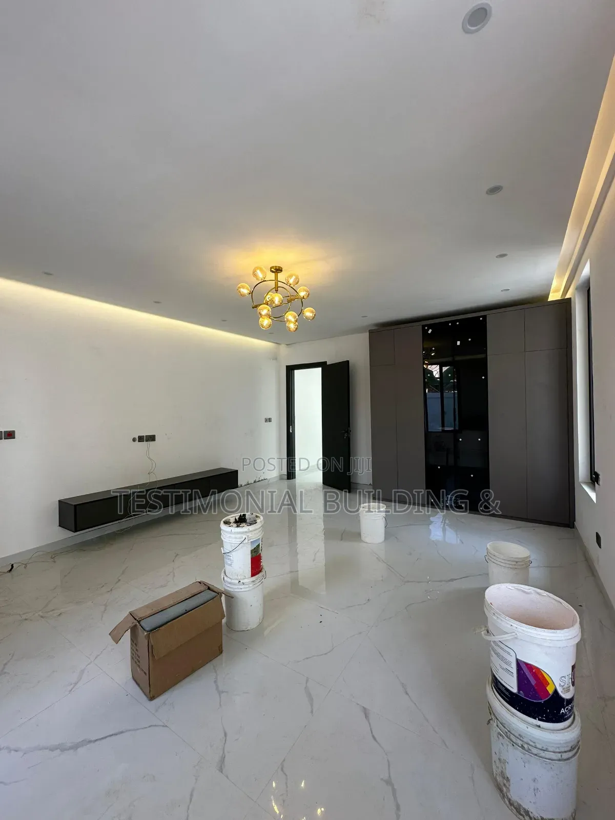 4bdrm House in Testimonial Building, Ashaley Botwe for sale