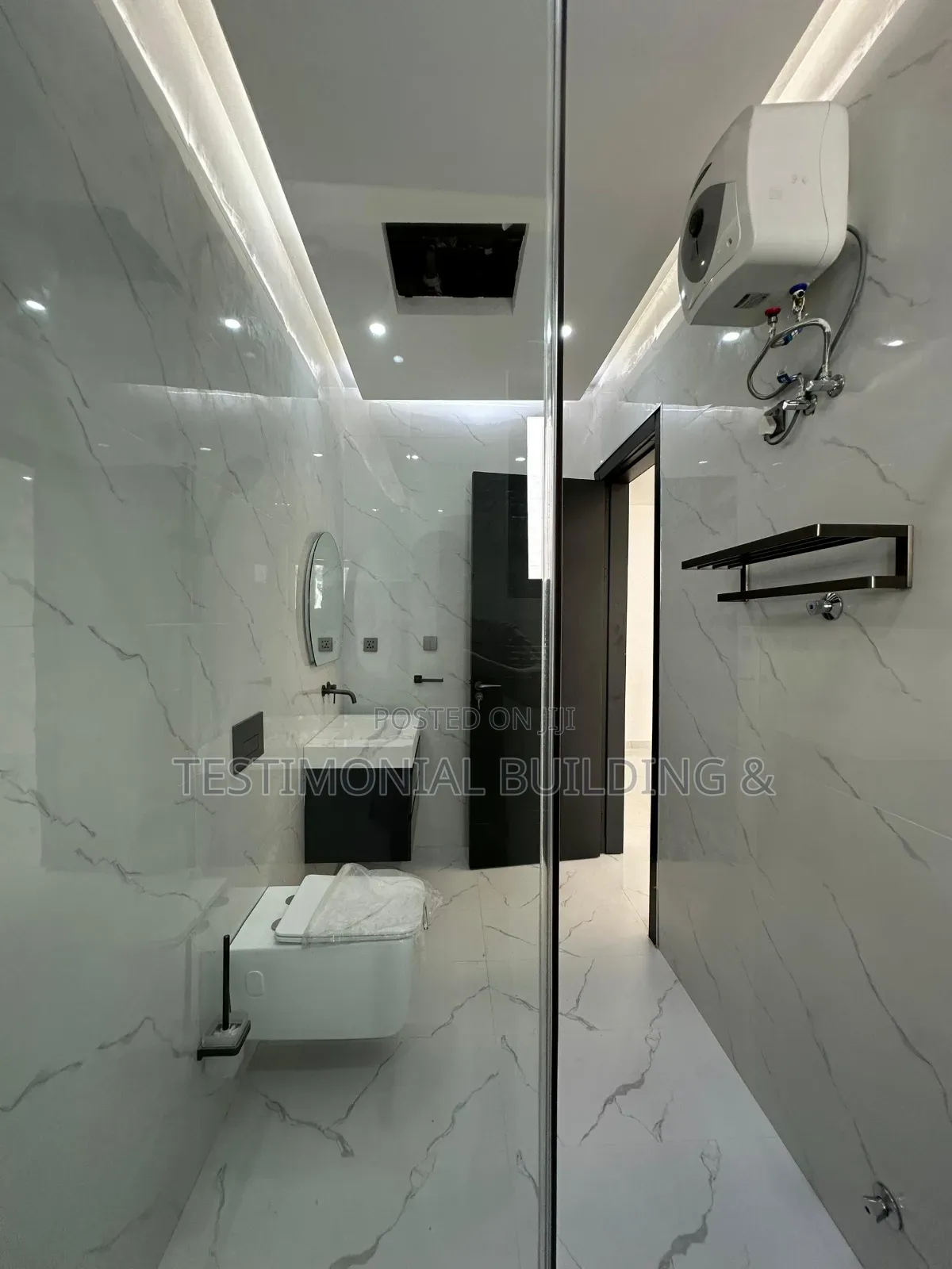 4bdrm House in Testimonial Building, Ashaley Botwe for sale