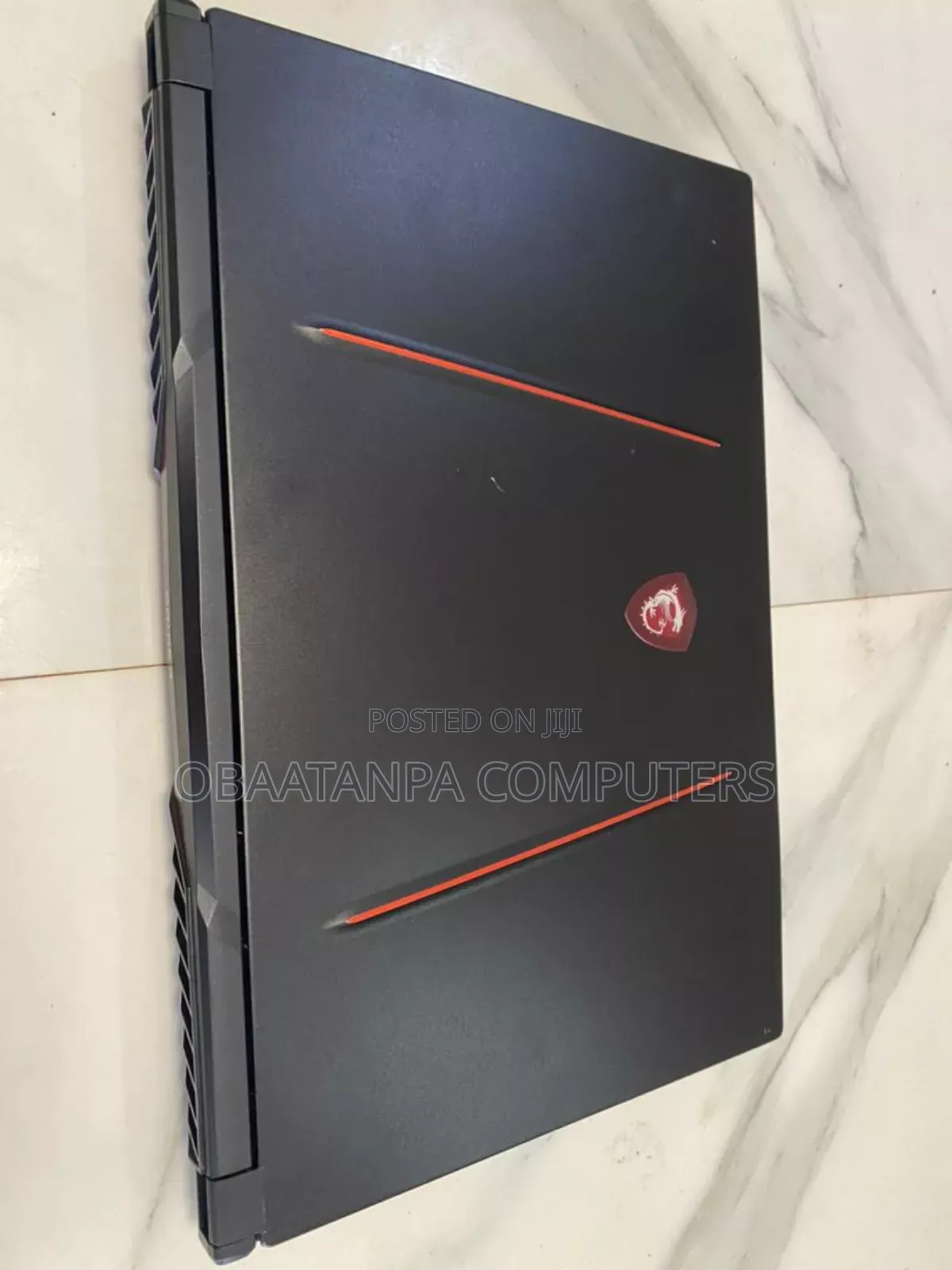 Laptop MSI GE75 Raider 10SE 16GB Intel Core I7 SSD 512GB
