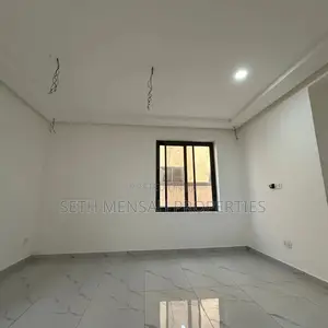 4bdrm House in Skm, Ashaley Botwe for sale