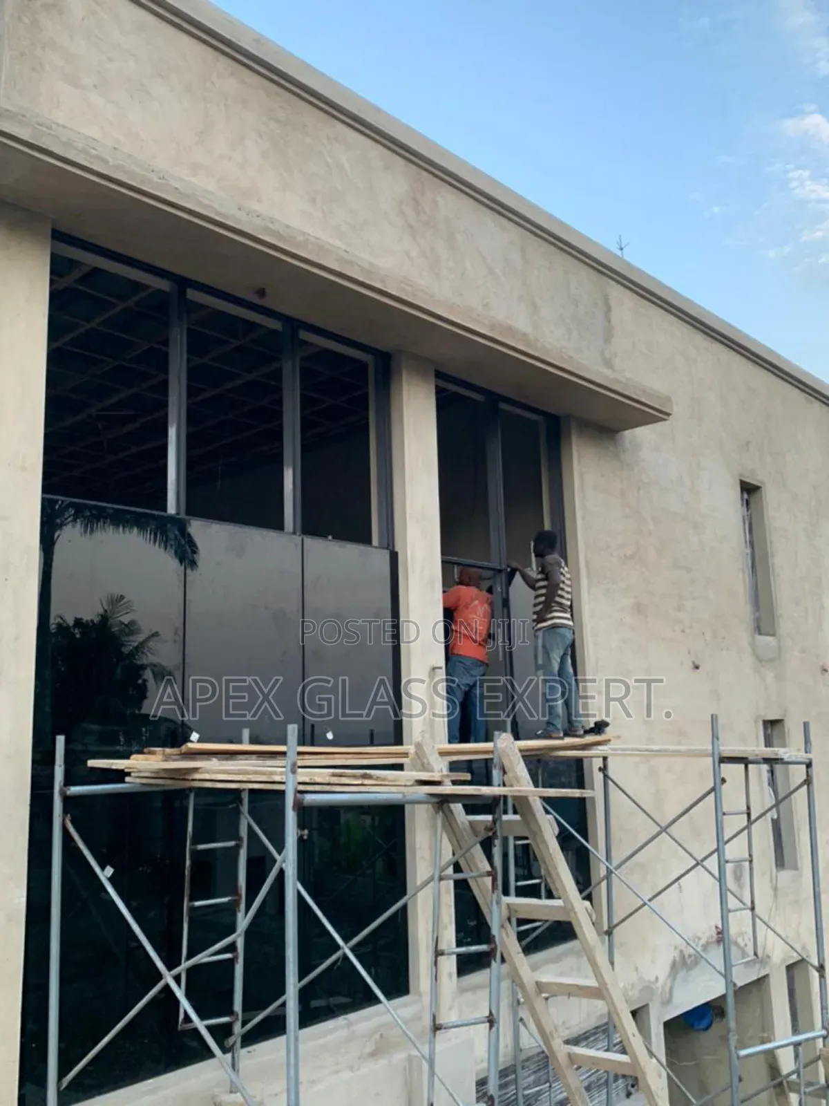 Curtain Wall Installed by Apexglassexpert.
