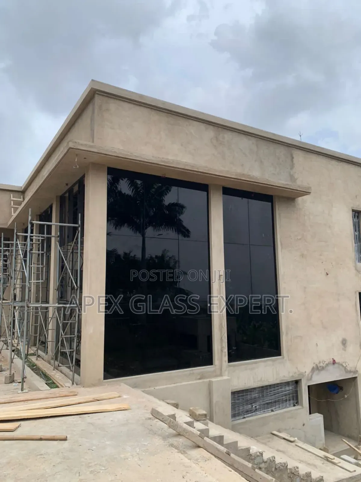 Curtain Wall Installed by Apexglassexpert.