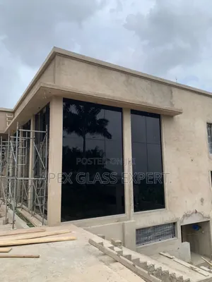 Curtain Wall Installed by Apexglassexpert.