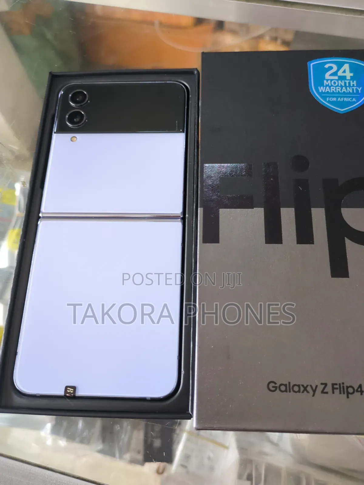 New Samsung Galaxy Z Flip4 256 GB White