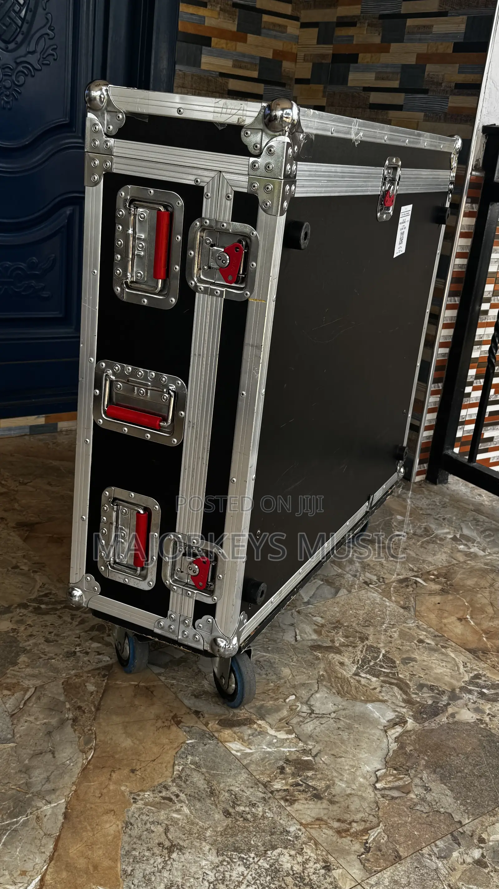 Genuine Behringer X32 Digital Mixer With Flight Case