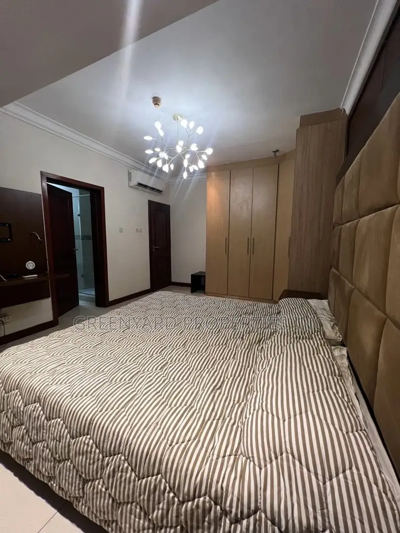 3bdrm Apartment in American House, East Legon for sale