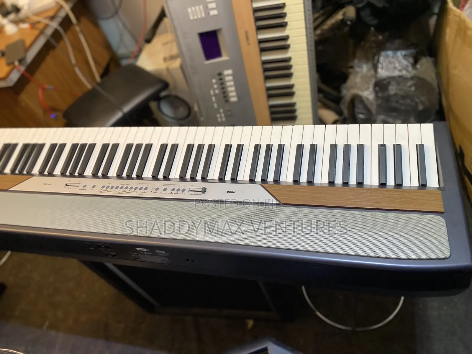 Korg SP 250 Stage Piano