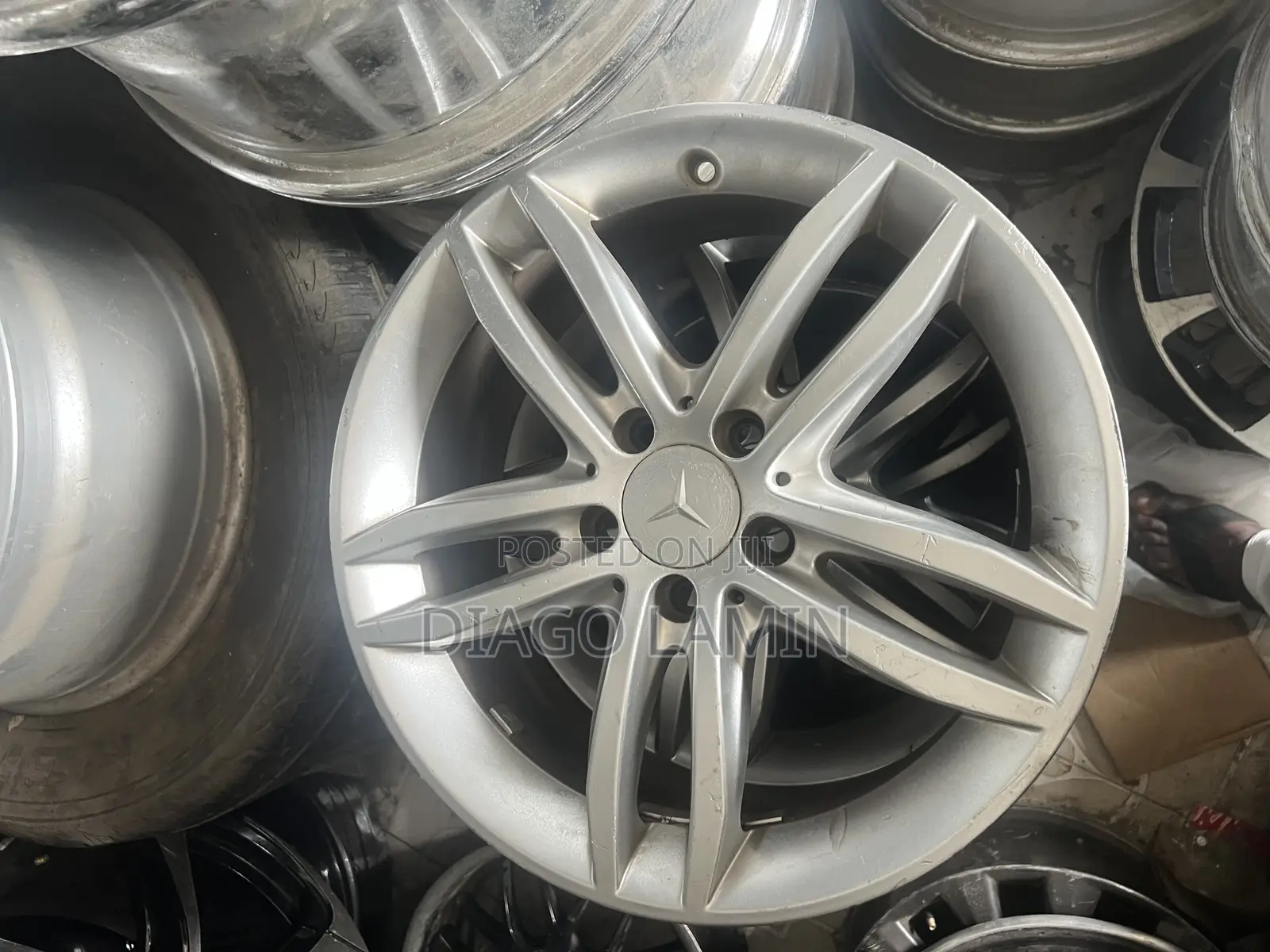 Mercedes Benz Rim