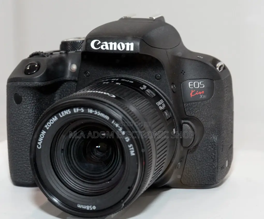 Your Versatile and Compact Camera-Eos 800D
