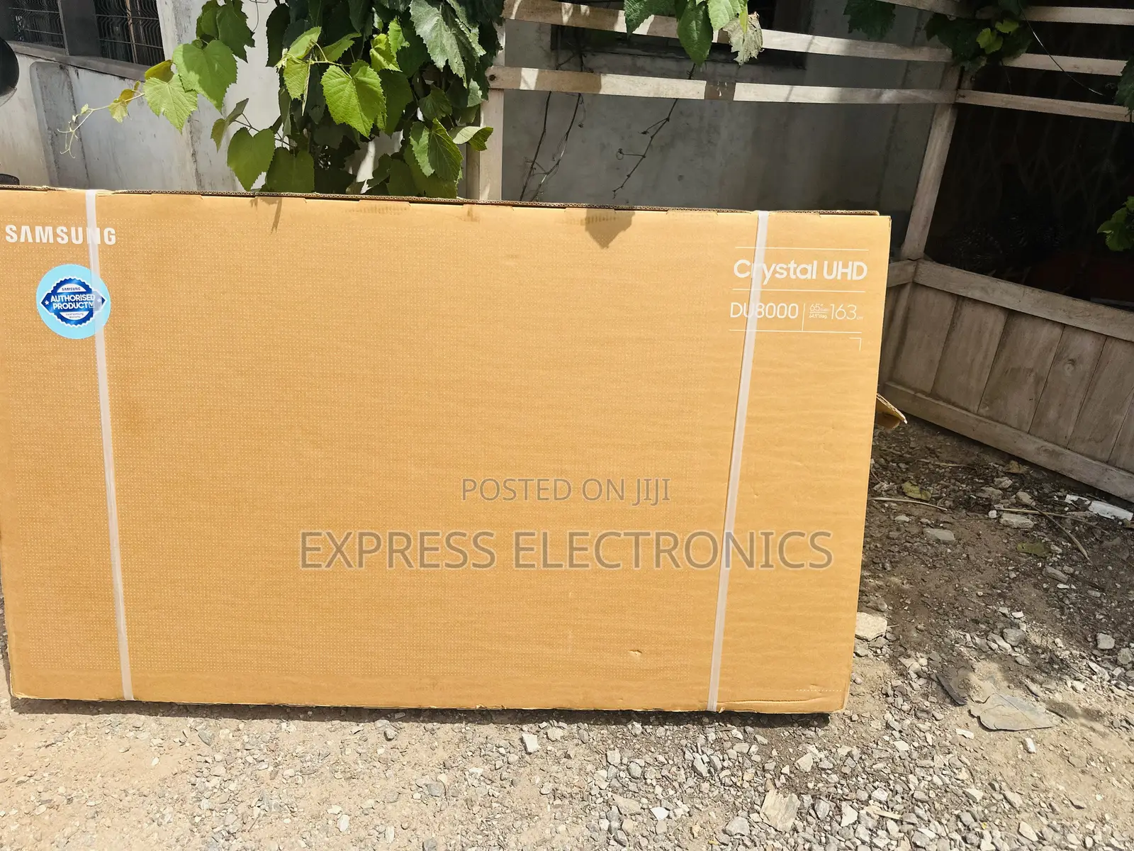 Alexa Built in Samsung UHD Smart 65”DU8000