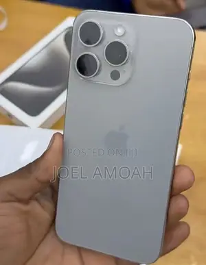 New Apple iPhone 15 Pro Max 256 GB Silver