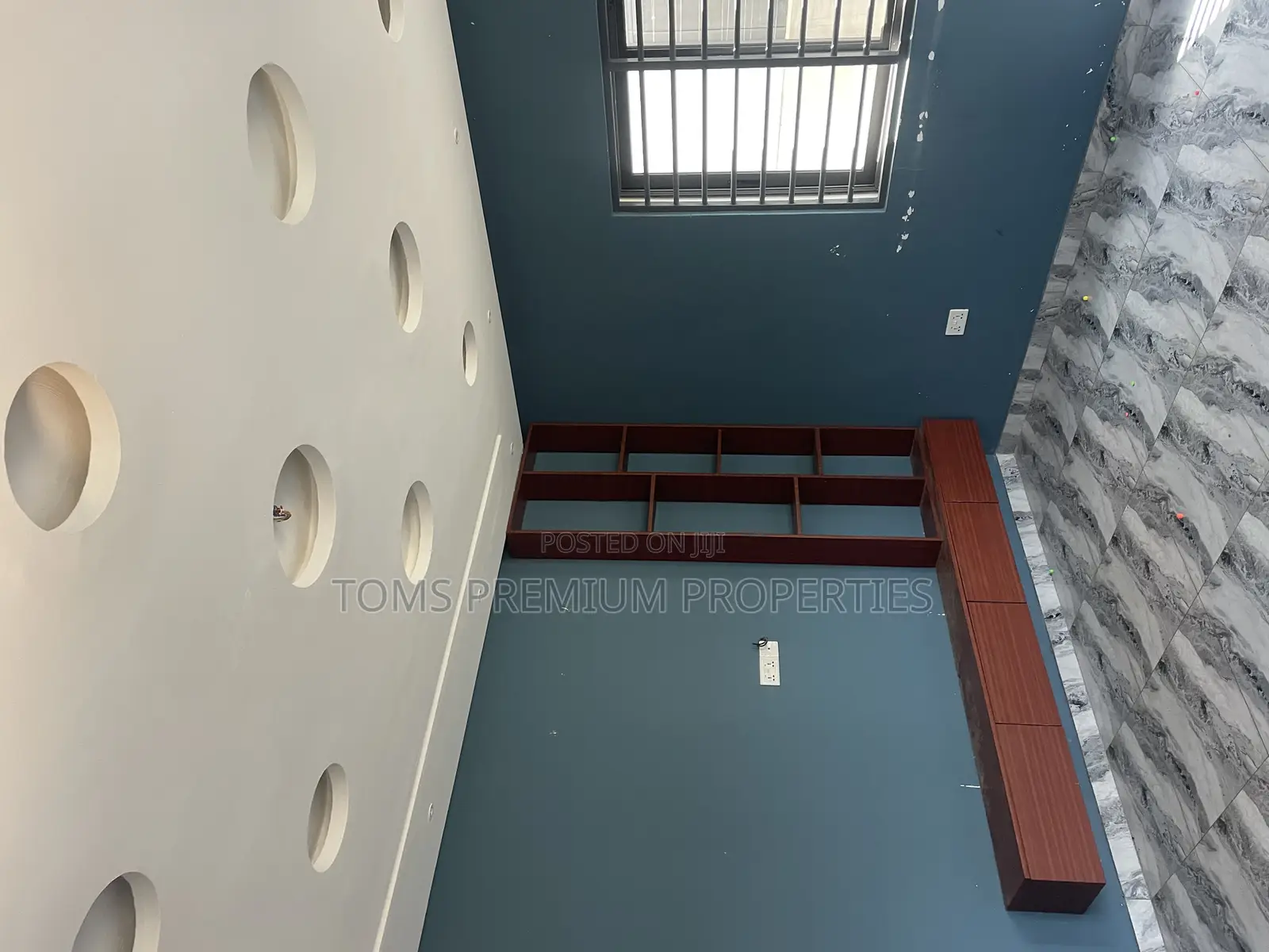 2bdrm Duplex in Lakeside Estate for rent