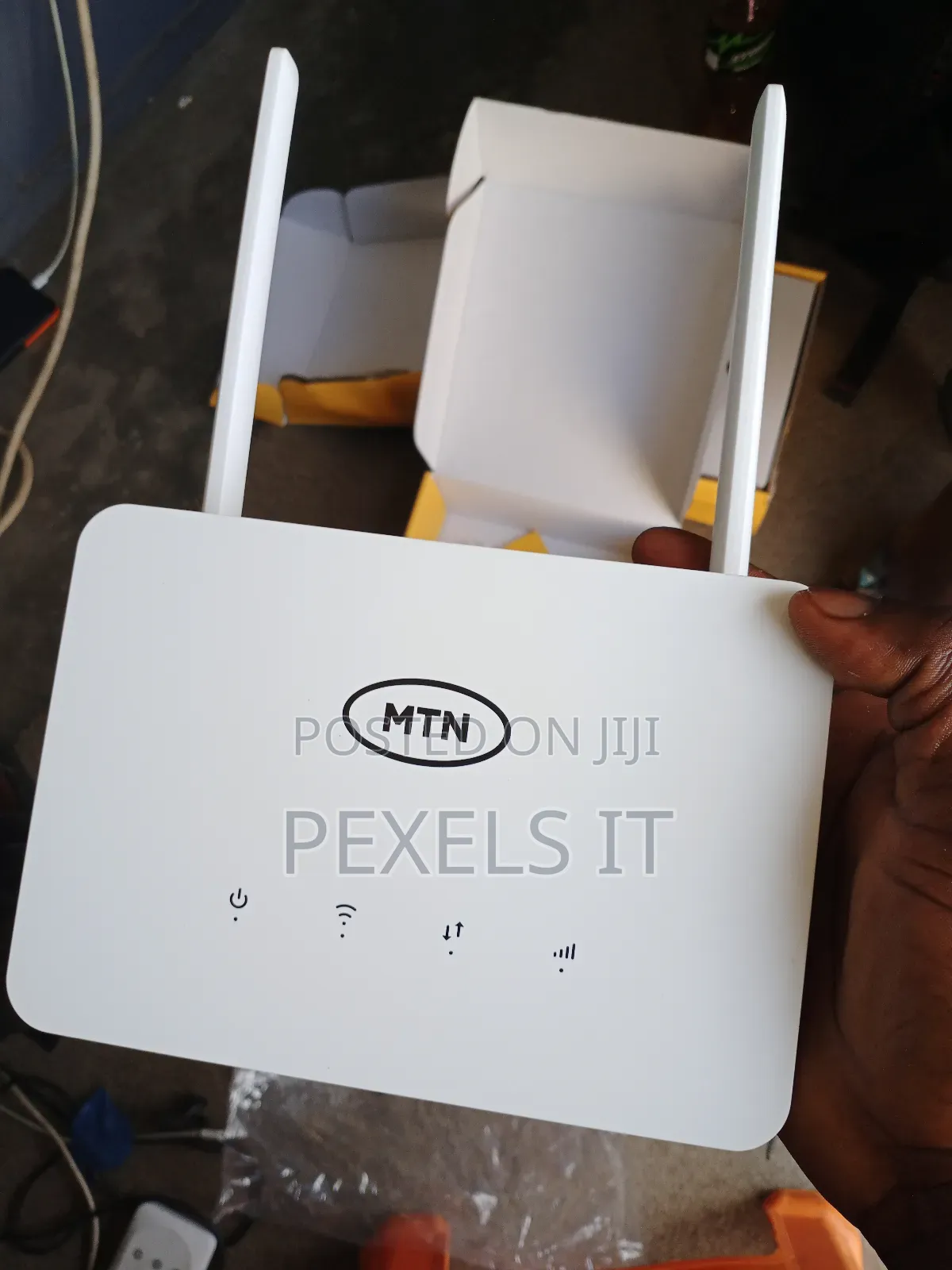 MTN Super Fast New 4G Universal Router + Power Bank (Type C)