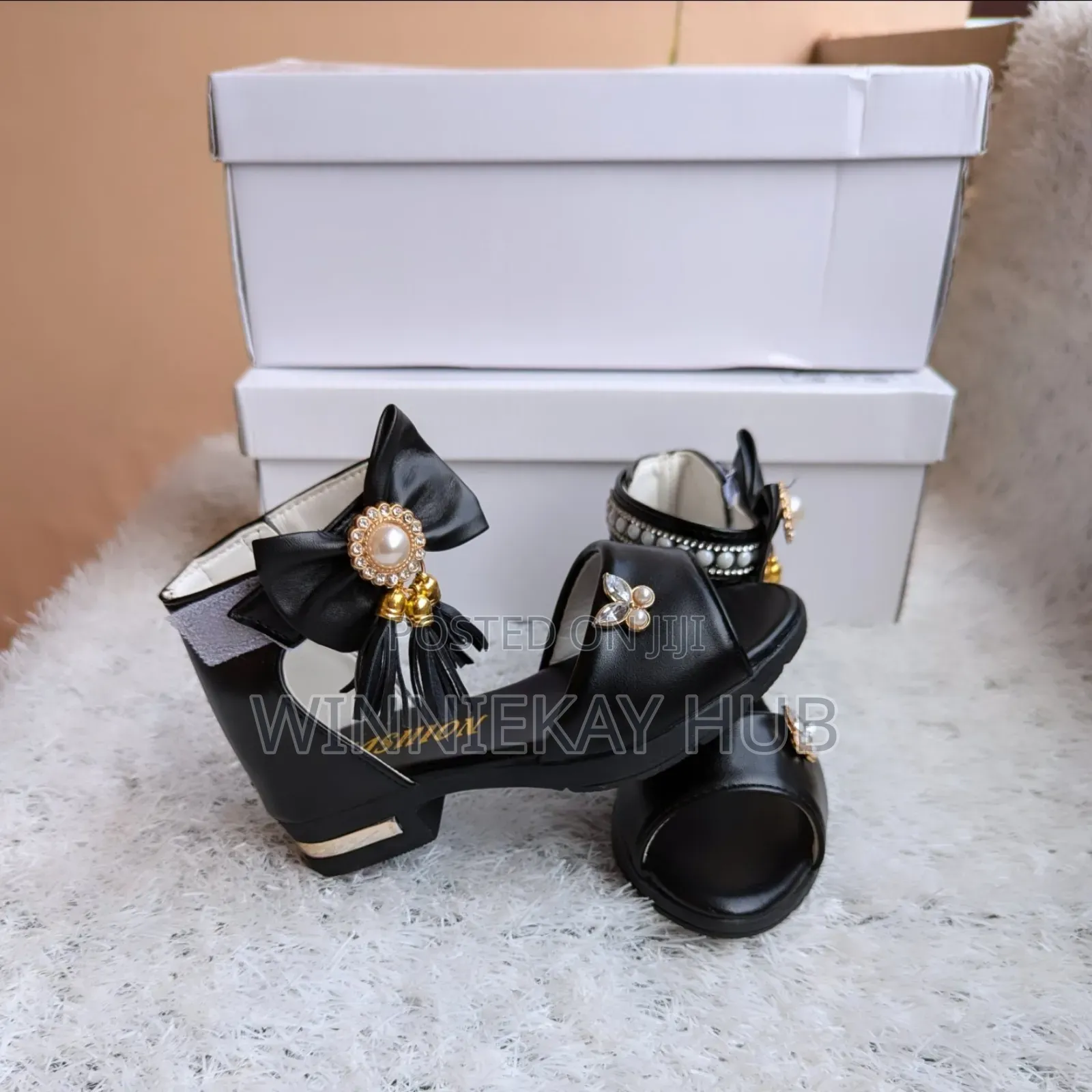 Black Pearl Bow Girls Sandals