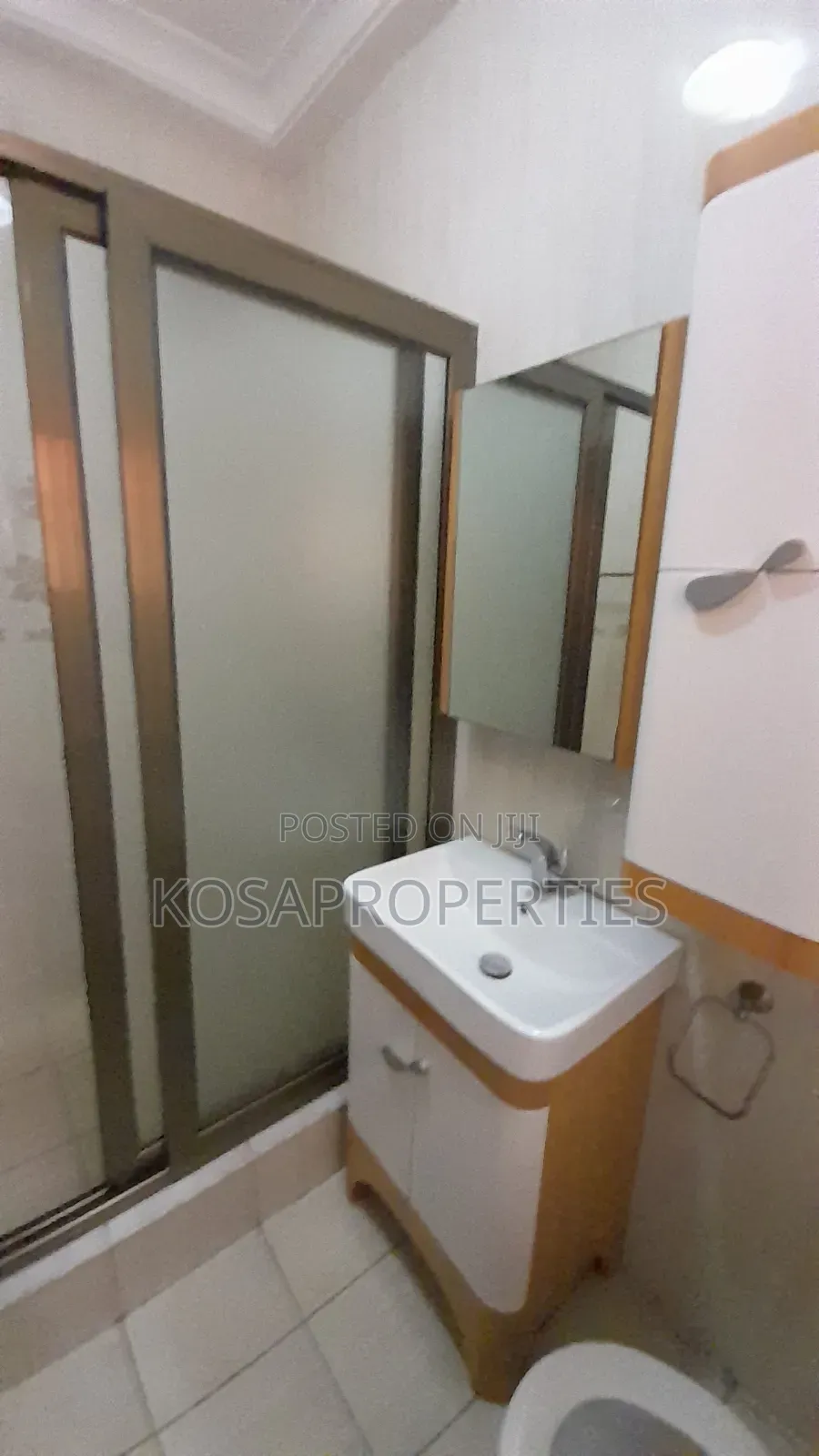4bdrm House in Adjiringanor, Adjiriganor for rent