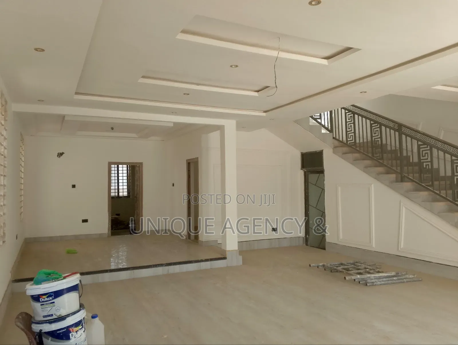 4bdrm Duplex in East Legon for sale