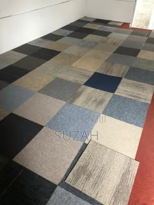 Woolen Carpet in Squares