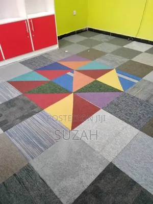Same-Dimensioned Woolen-Carpet