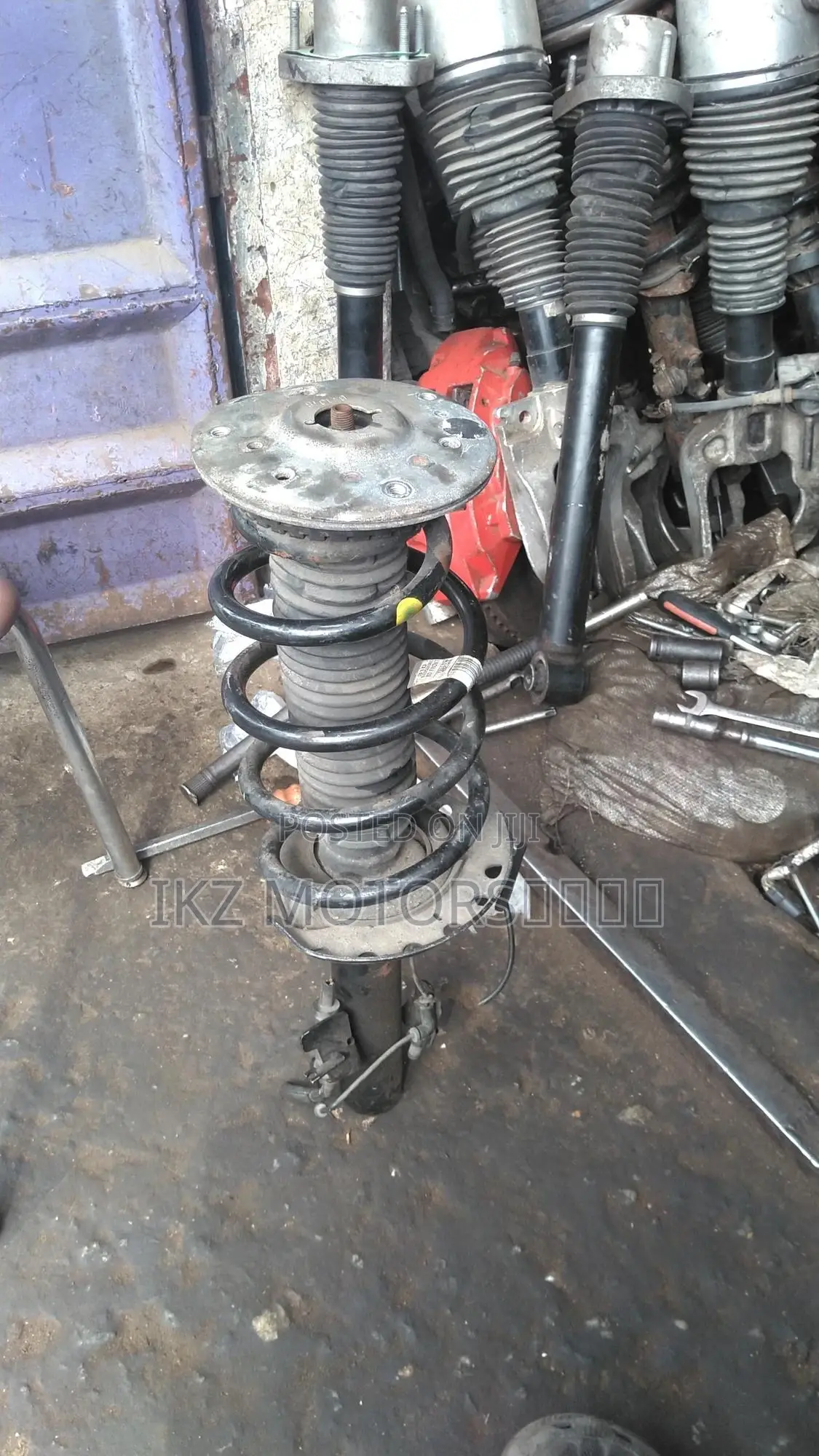 Range Rover Evoque/ E Pace Front Shocks