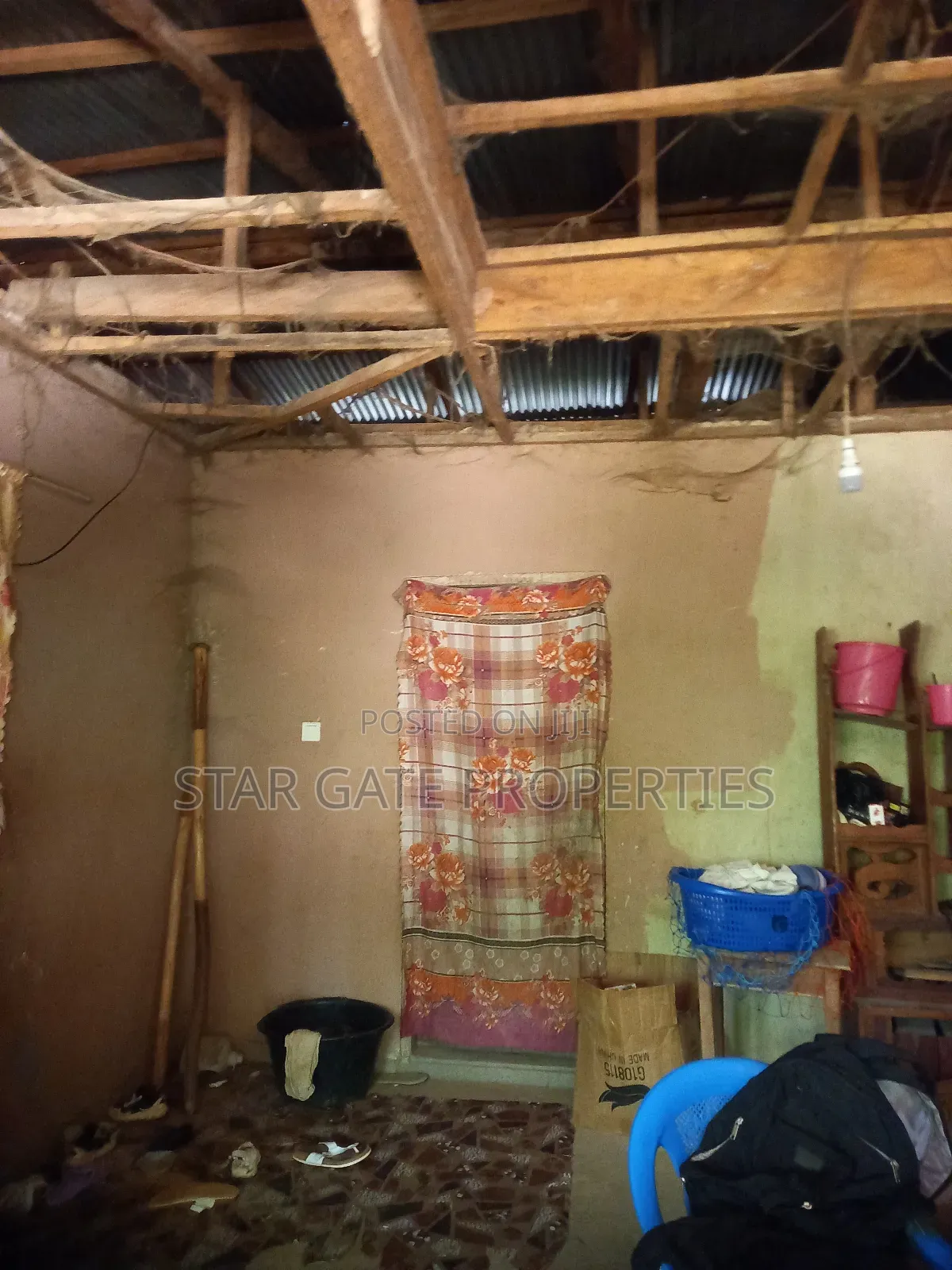 5bdrm House in Kenyasi Adwumam, Kumasi Metropolitan for sale
