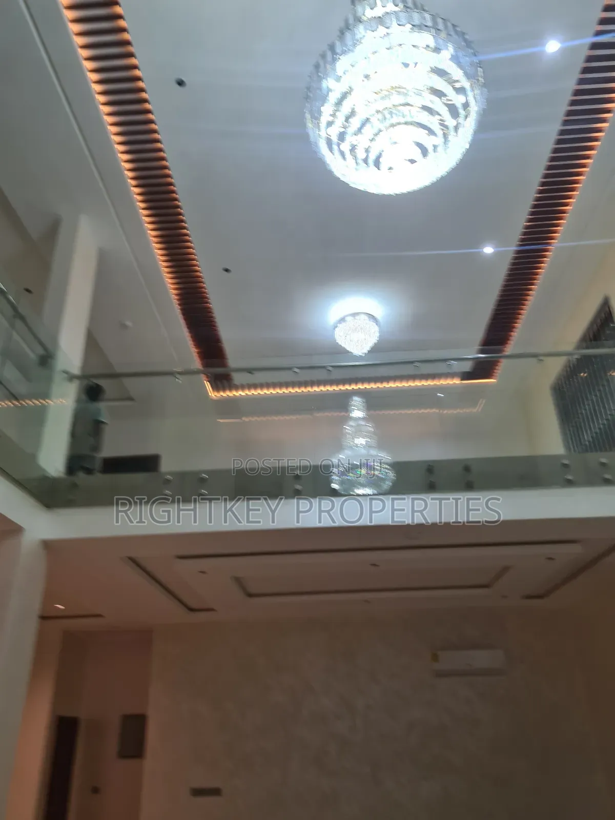 4bdrm Penthouse in Rightkey, Kumasi Metropolitan for sale