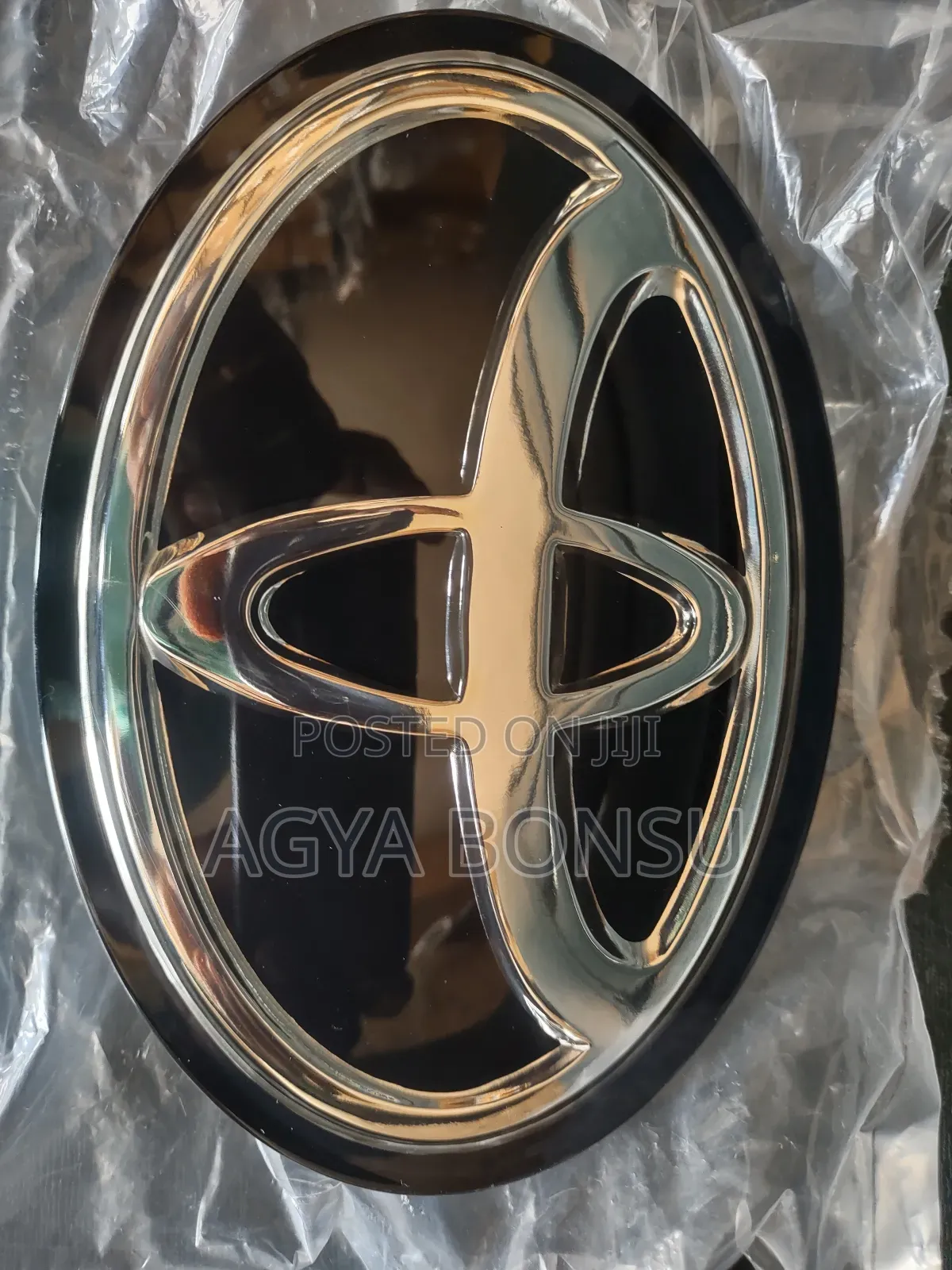 2017 Toyota Corolla SE Glass Crown and Other Models