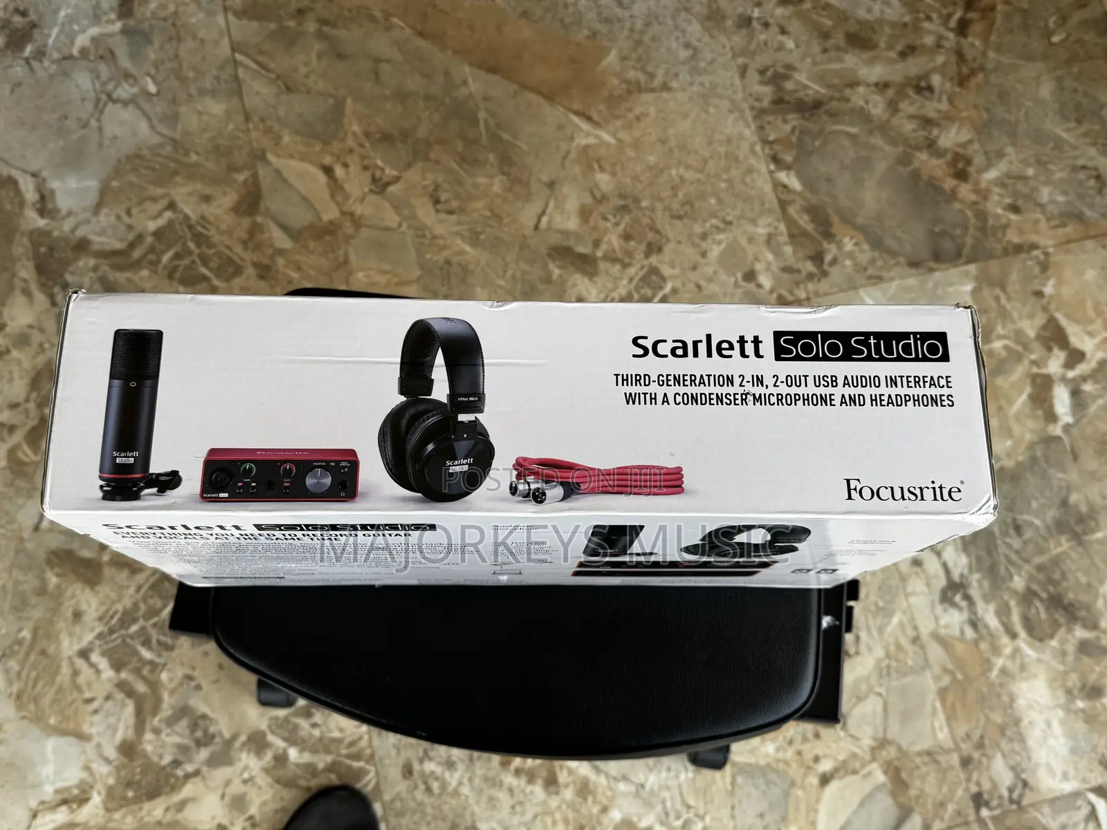 Focusrite Scarlet Solo Recording Bundle