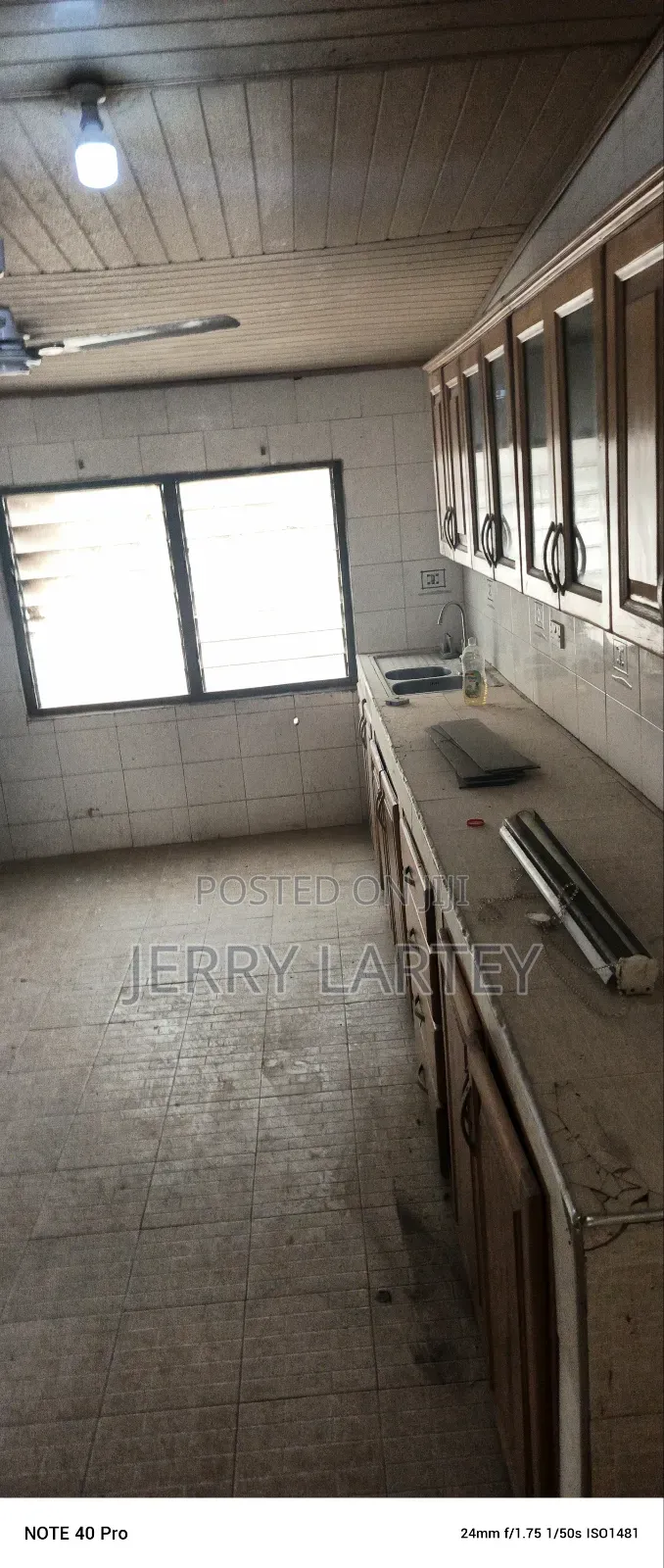Sakaman 6 Bedrooms Self Compound