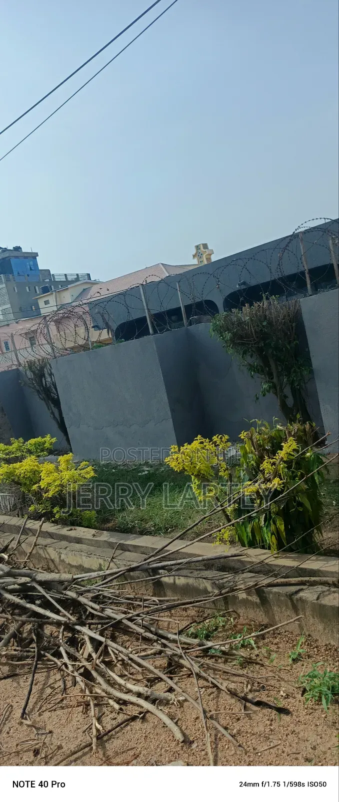 Sakaman 6 Bedrooms Self Compound