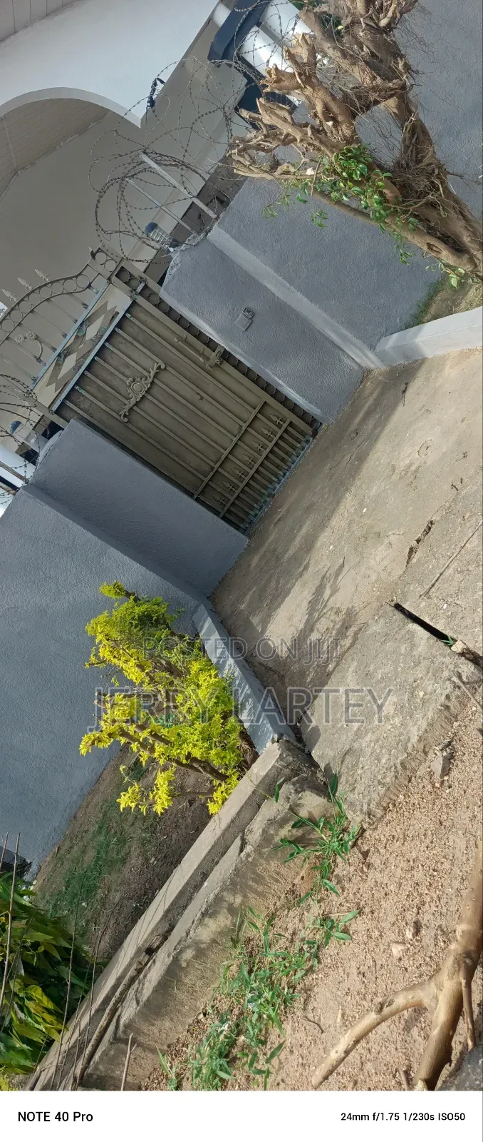 Sakaman 6 Bedrooms Self Compound