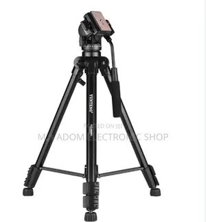 Yunteng VCT-880: A Versatile Tripod for Stable Shots